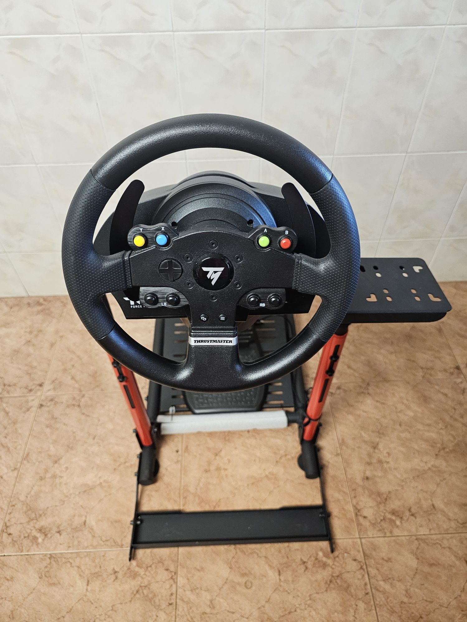 Wheel Stand Lite 2.0 mais volante Trustmaster TMX Force Feedback