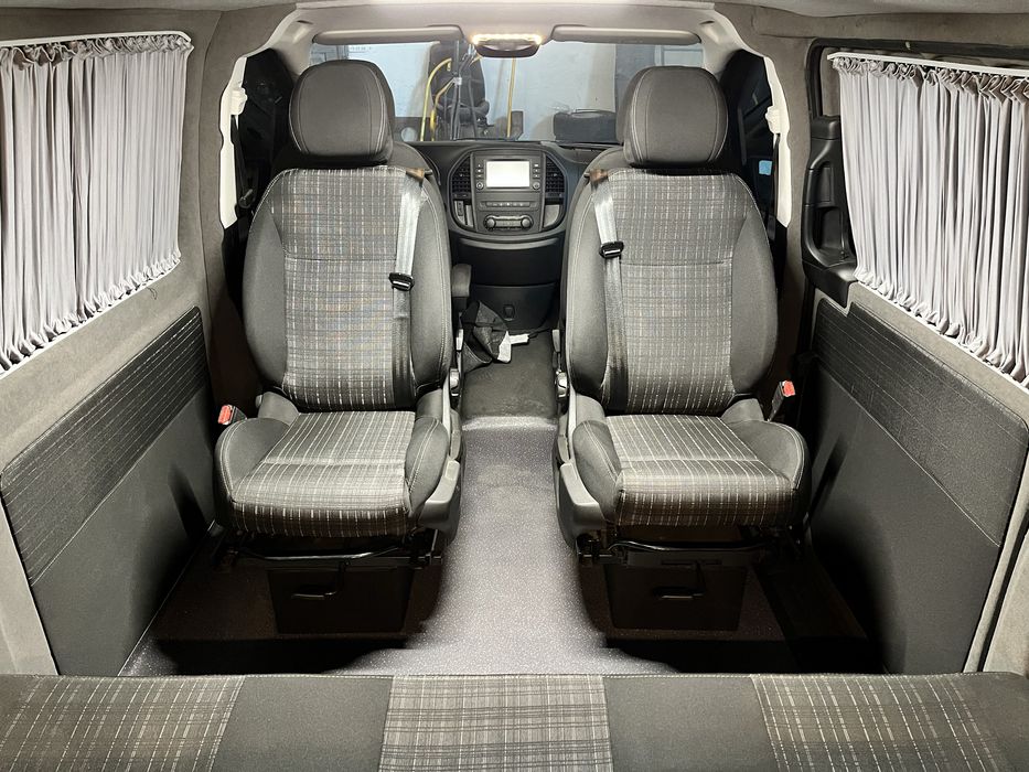 Обшивка салонов микроавтобусов Перетяжка сидений Переобурудование