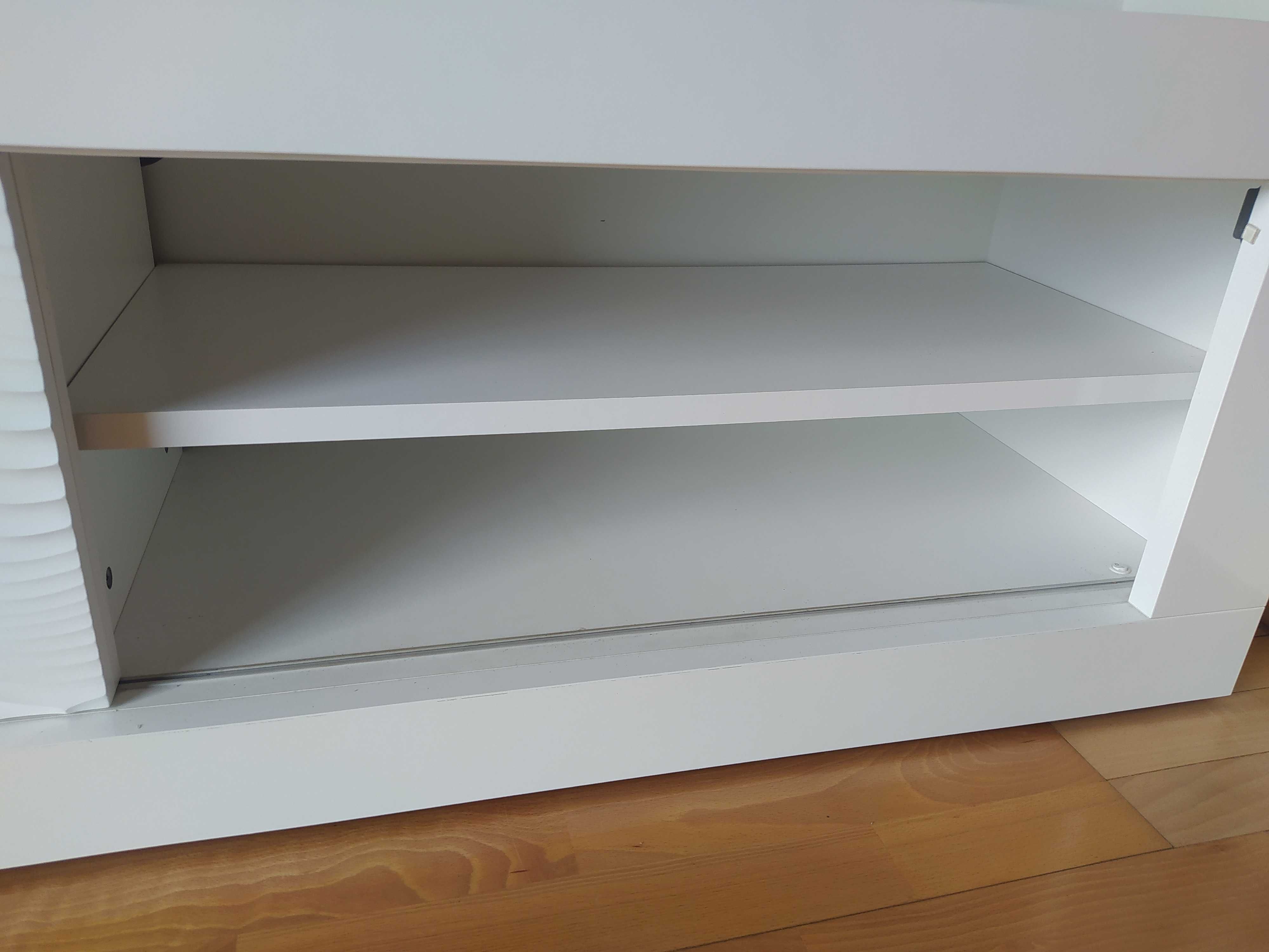 Móvel TV de sala com luzes LED
