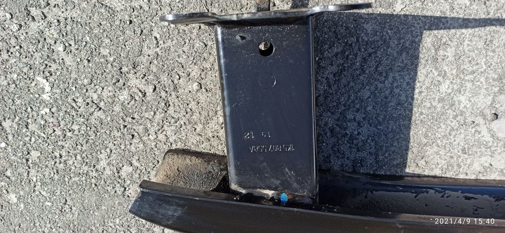 Підсилювач бампера Golf 5 універсал