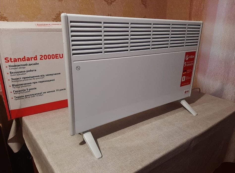 ЕКОНОМНИЙ Обігрівач електричний (конвектор) RODA RSP-2000EU (20 кв.м)
