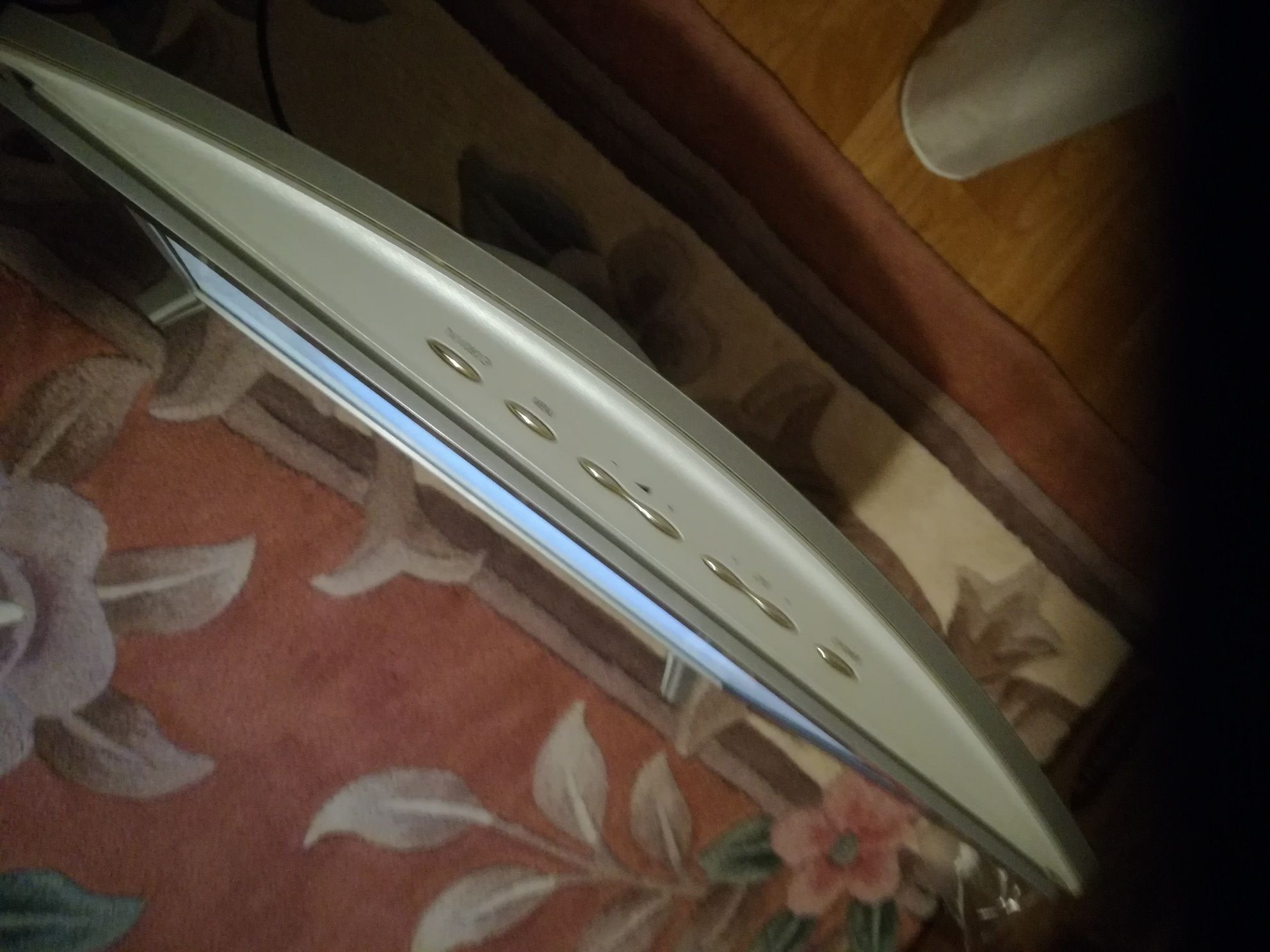 Телевизор Samsung LCD б. У