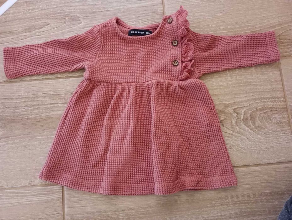 Sukienka dla dziewczynki Reserved 62