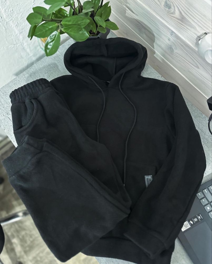 Продам костюм , для підлітків (теплий)