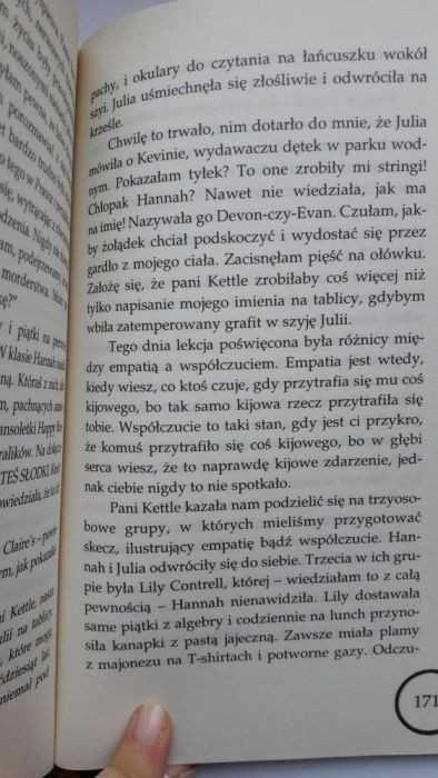 Książka Karen Karbo ,,Minerva Clark na tropie"