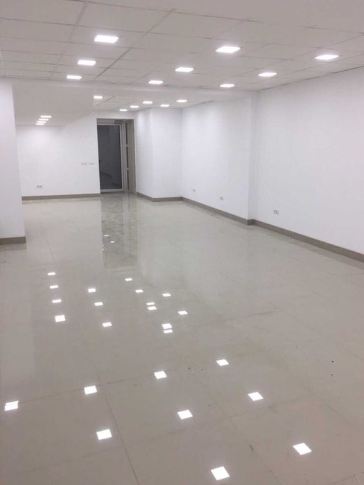 Центр Соборна/Велика Морська 100 кв.м. фасад ремонт ціна 150 тис. у.о.