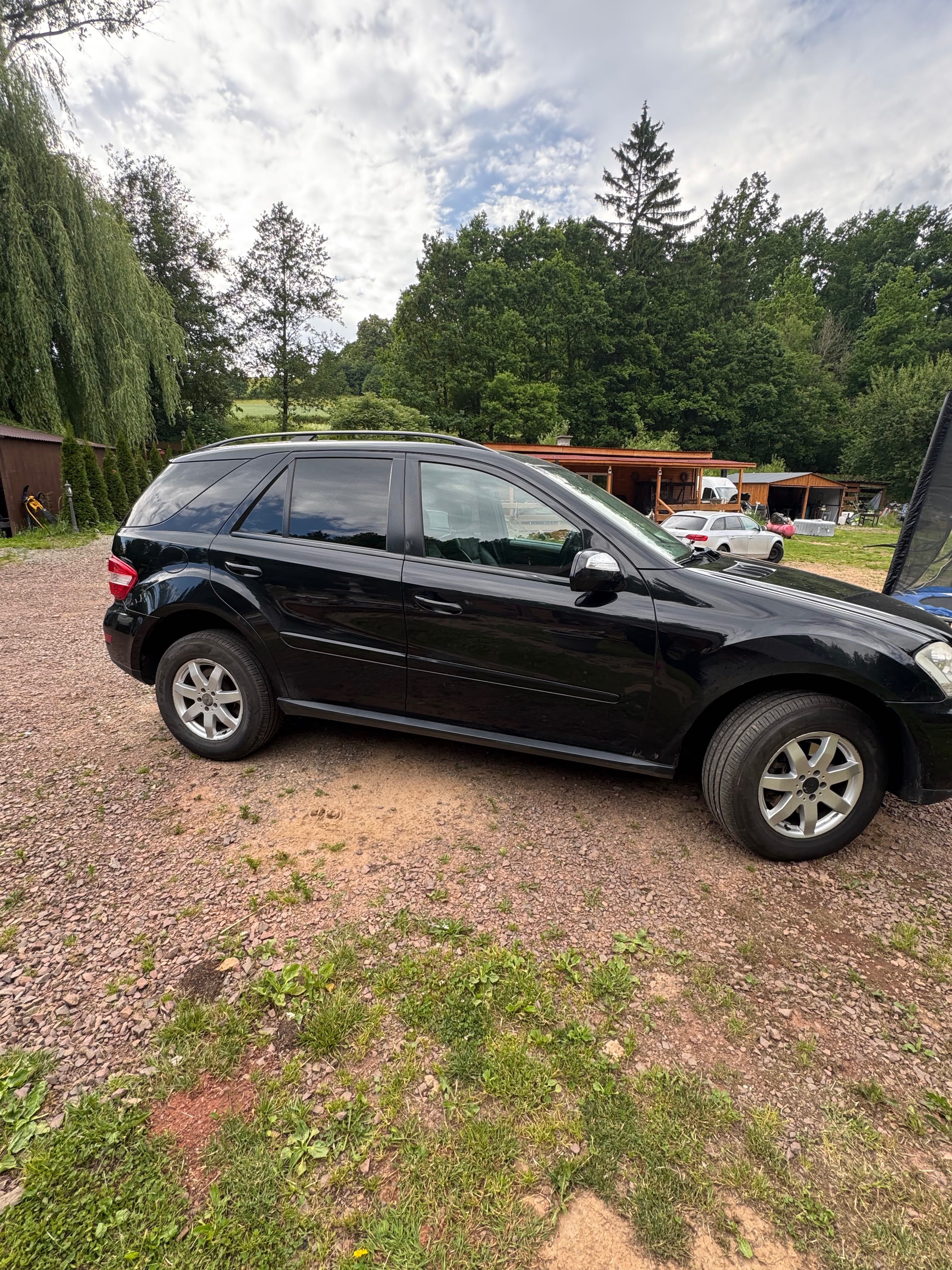 Sprzedam Mercedesa ML w164
