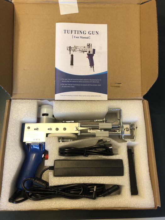 Zestaw tufting gun + projektor,materiał,nici,nożyce