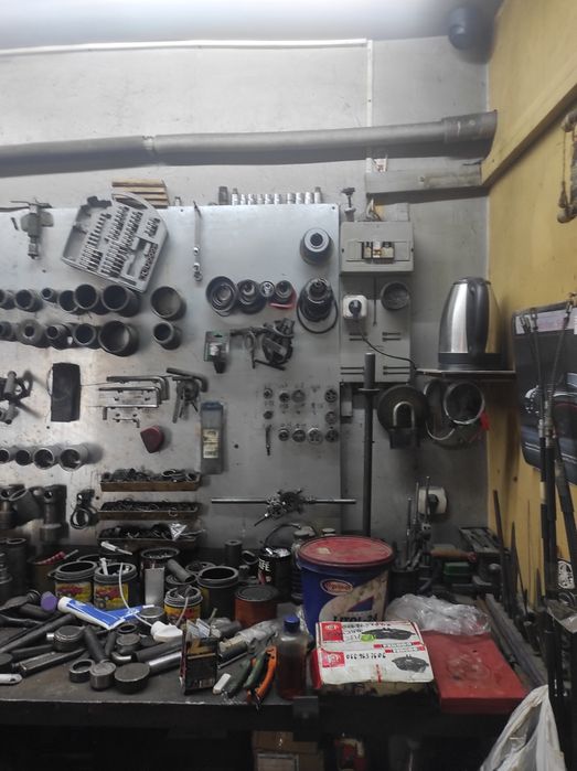 Торг!Продам діюче сто , дохід до 100000грн на місяць!!!