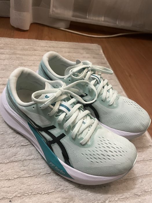 Buty do biegania asics magic speed 4