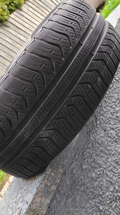 Opony wielosezonowe Pirelli