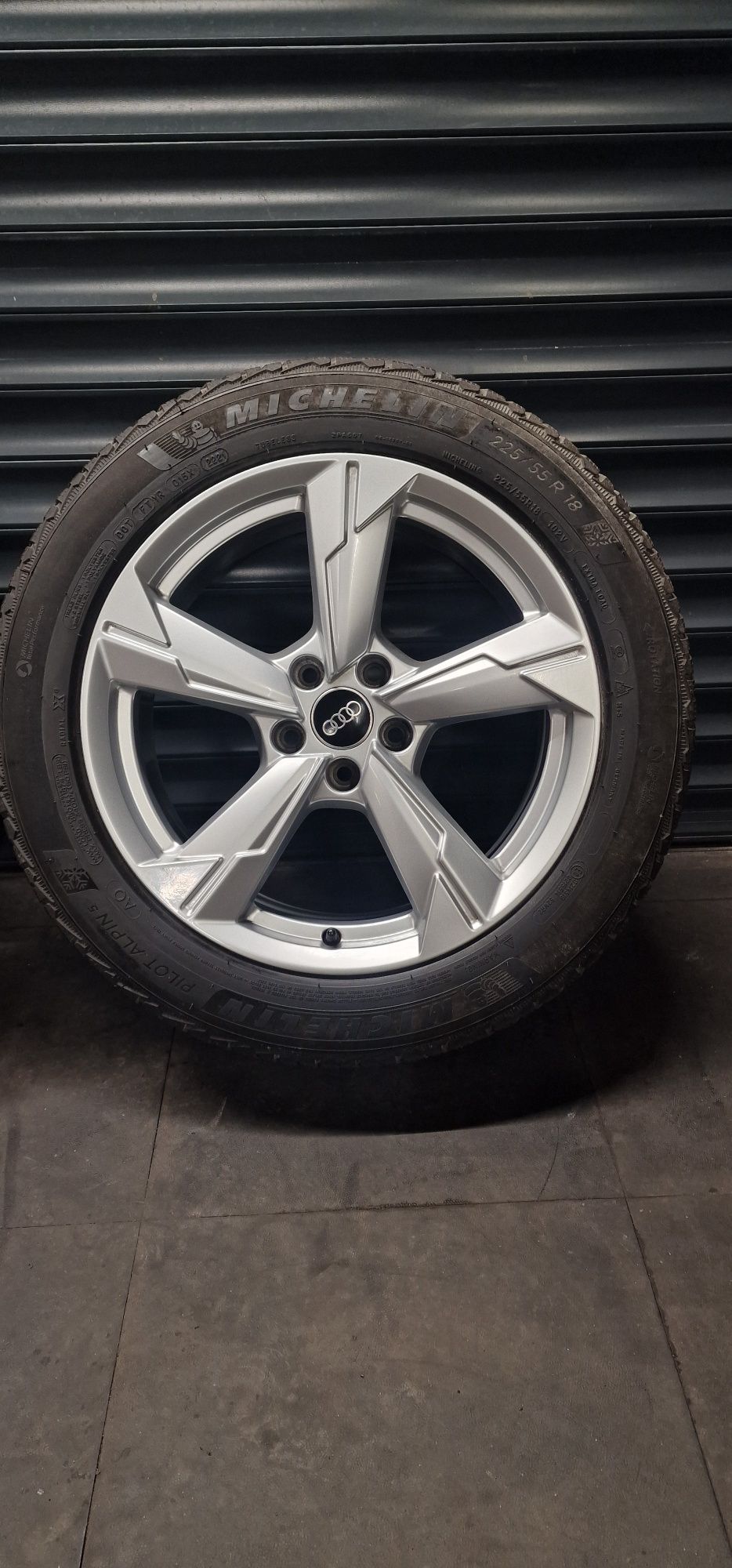 Koła Zimowe Audi A6 C8 A8   Q5  Vw Tiguan  Q3