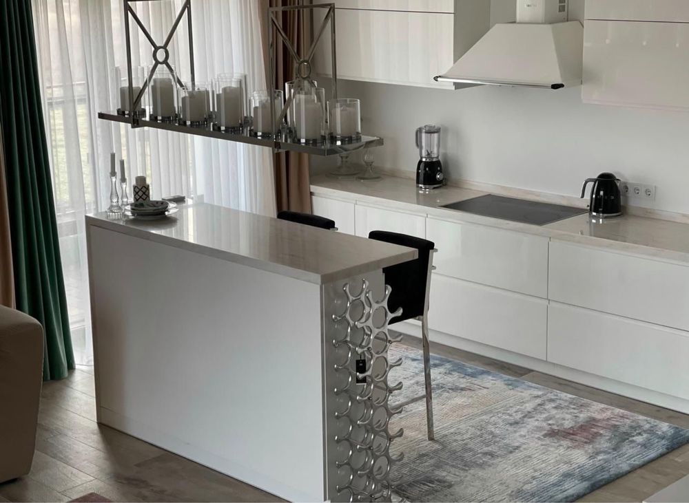 Продаж котеджу в км “Villa Italia”, Новий двір