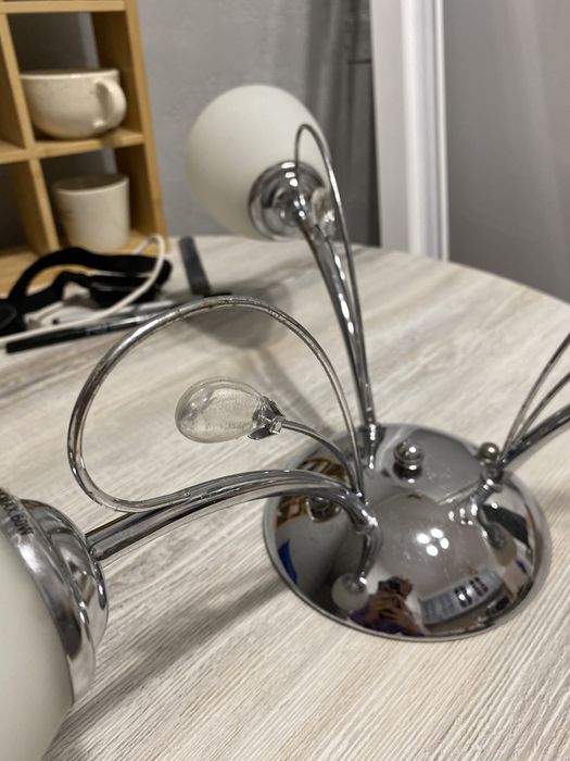 Люстра з трьома плафонами для кухні, спальні, вітальні