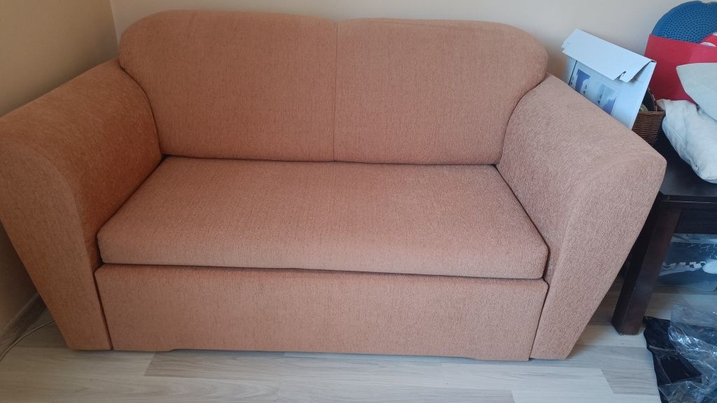Sofa rozkładana z funkcją spania