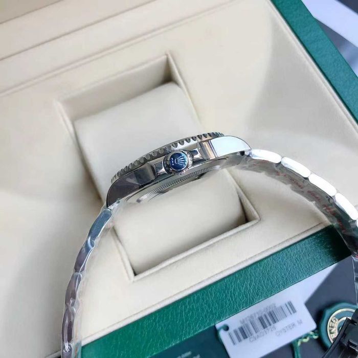 Nowy_Platyna_Czarny_Zegarek_Rolex_Submariner /Mechanizm