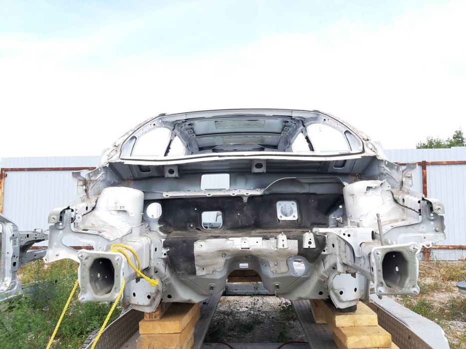Кузов лонжерони чверть дах панелі ріжемо Ford C-Max `16-18