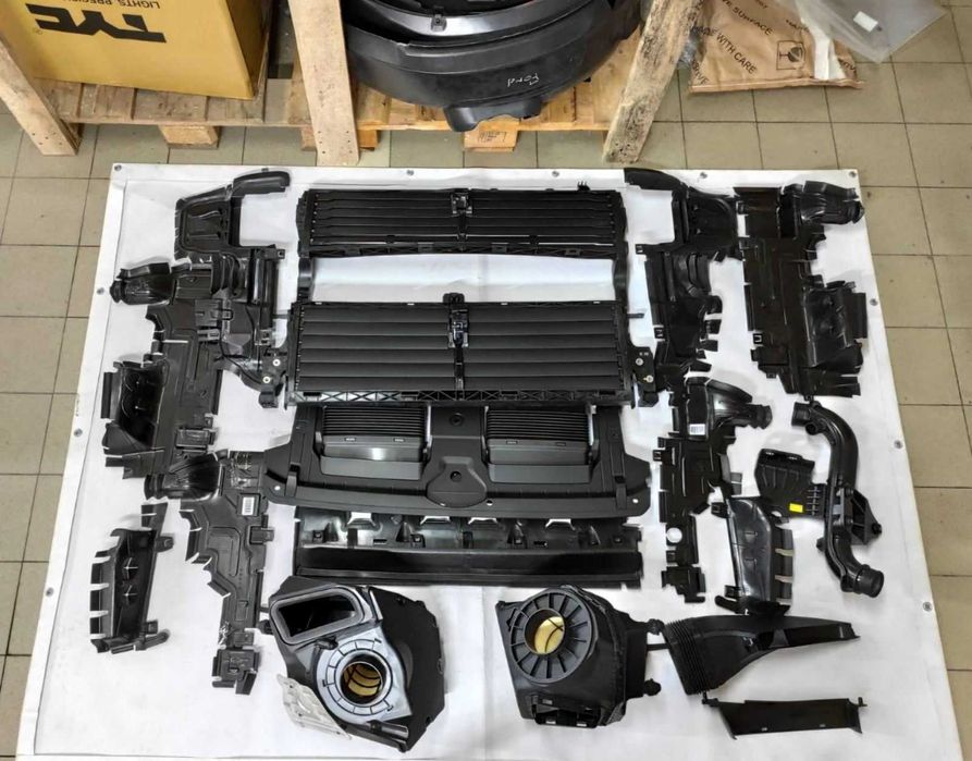 Audi A6 C8 Передній бампер Бампер передній Ауді А6 Ц8.