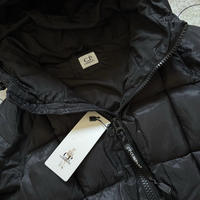 C.P. company dd shell puffer