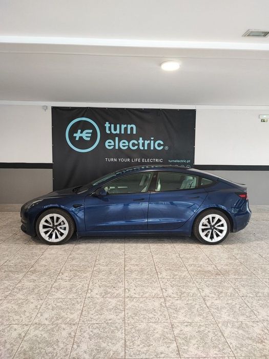 Tesla Model 3 Long Range AWD Dual Motor