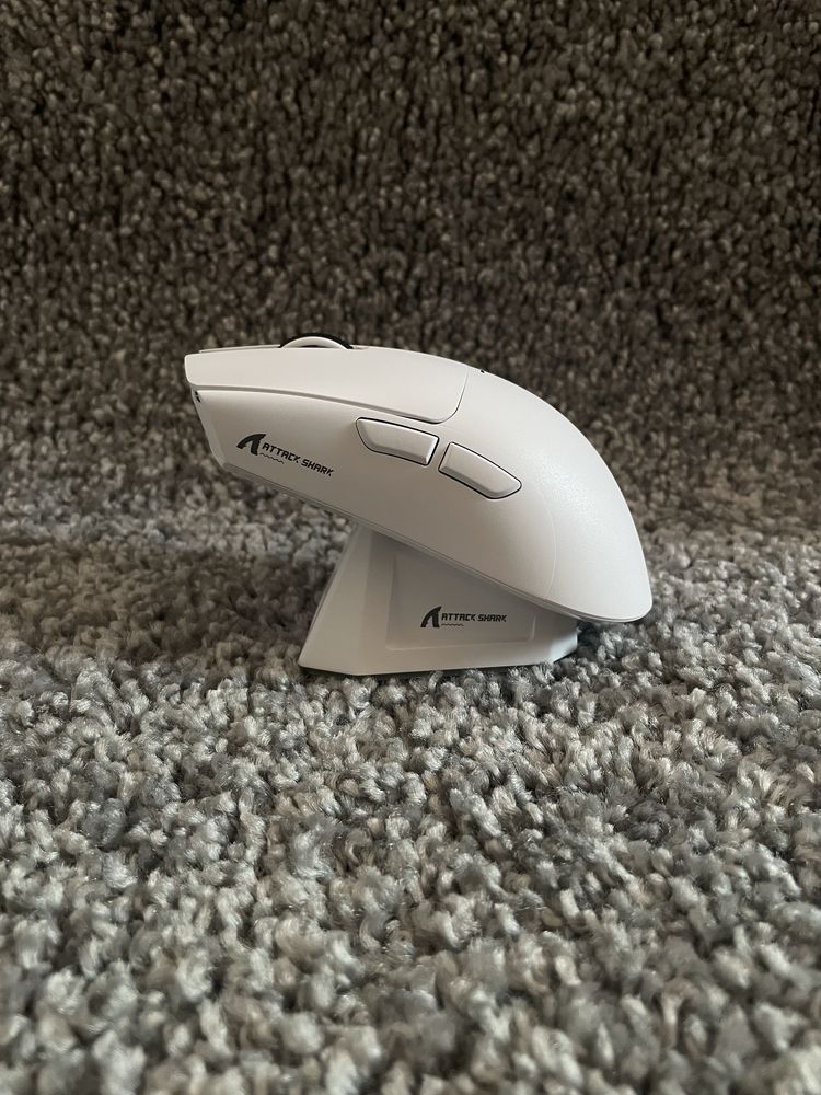 Ігрова мишка Attack Shark X11 бездротова з RGB станцією