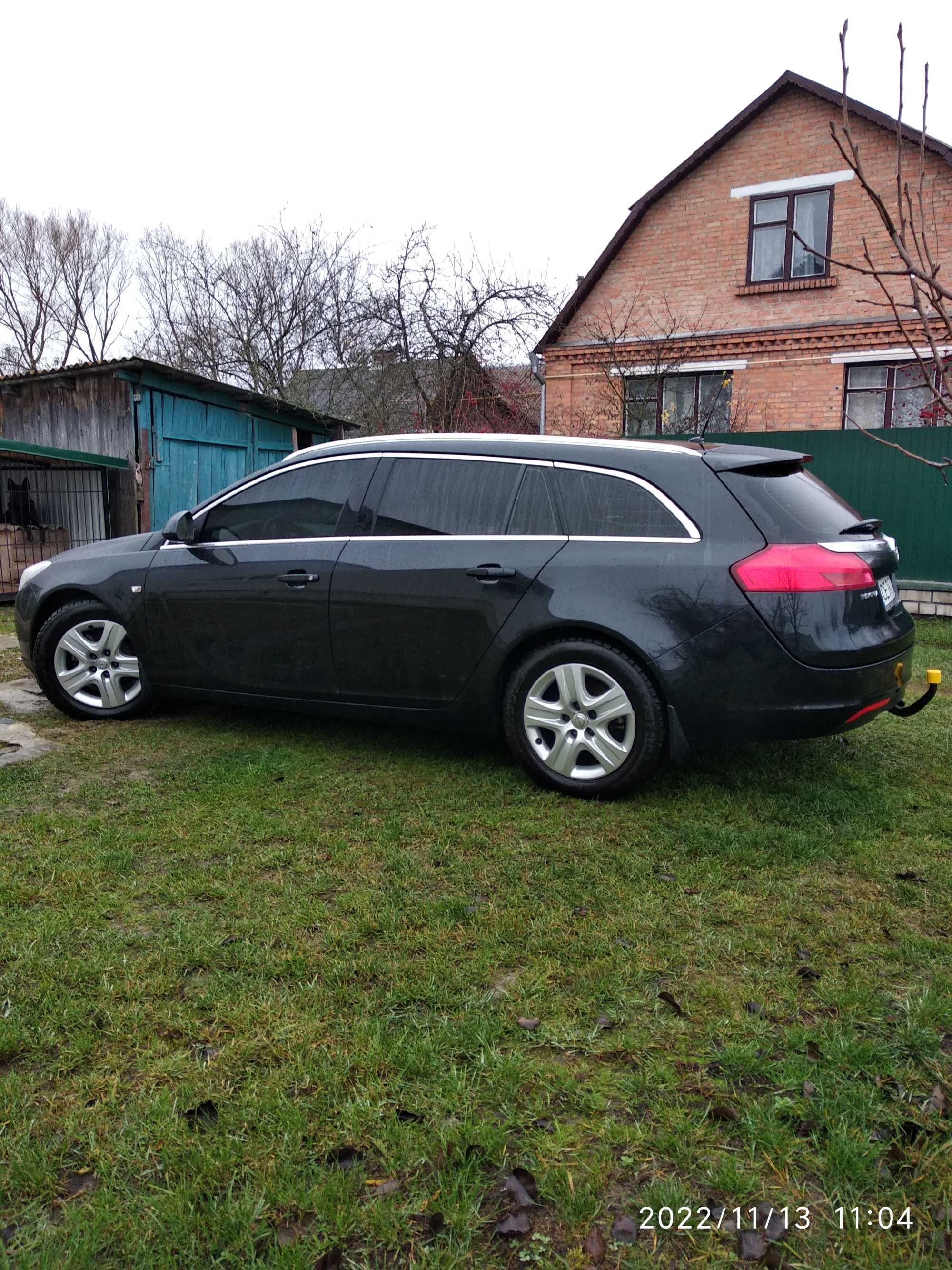 Opel insignia Sports Tourer 2011