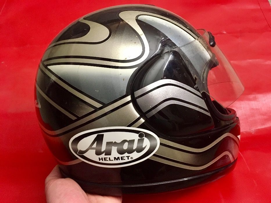 Vendo Capacete Arai Réplica Libras Quantum Preto