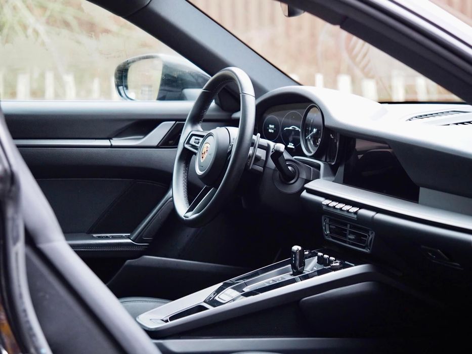 Porsche 911 versão 992