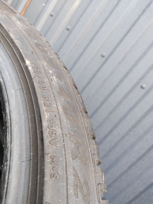 Шини 265/40 295/35 R21 Pirelli різноширокі