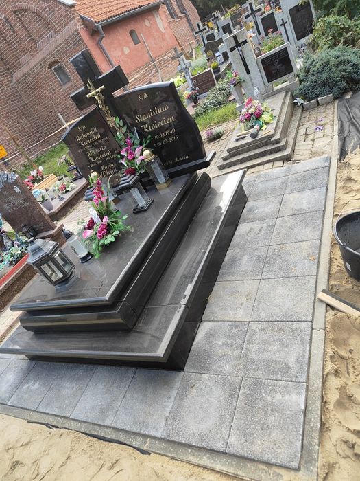 Naprawa pomników, podnoszenie pomników, obróbka pomników.