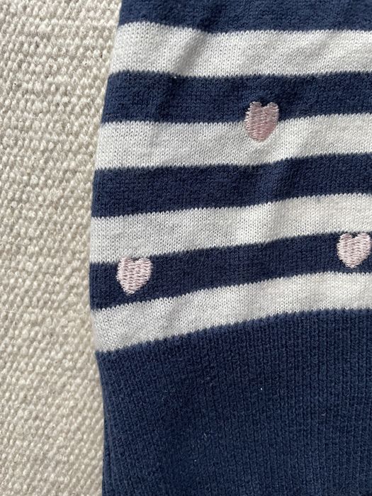 Sweterek w paski i serduszka atmosphere XS