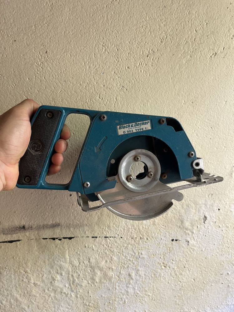 Serra de mao para berbequim black e decker.