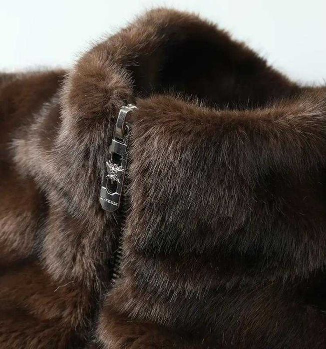 Новая теплая стильная куртка Материал мягкий тёплый под норку