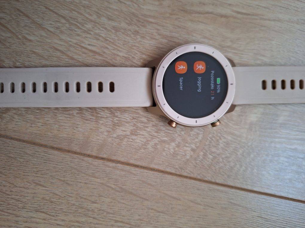 Smartwatch Amazfit damski  42"