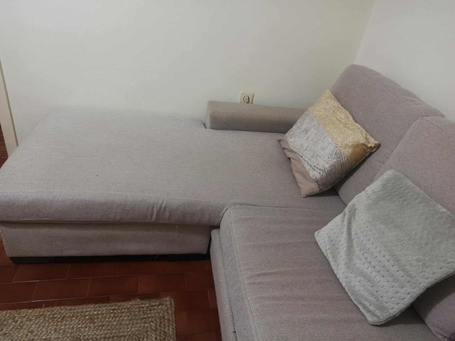 Sofá Chaise long cinza