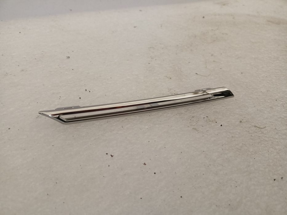 Renault Megane IV 4 15- prawy prawa listwa chrom grilla atrapy przód