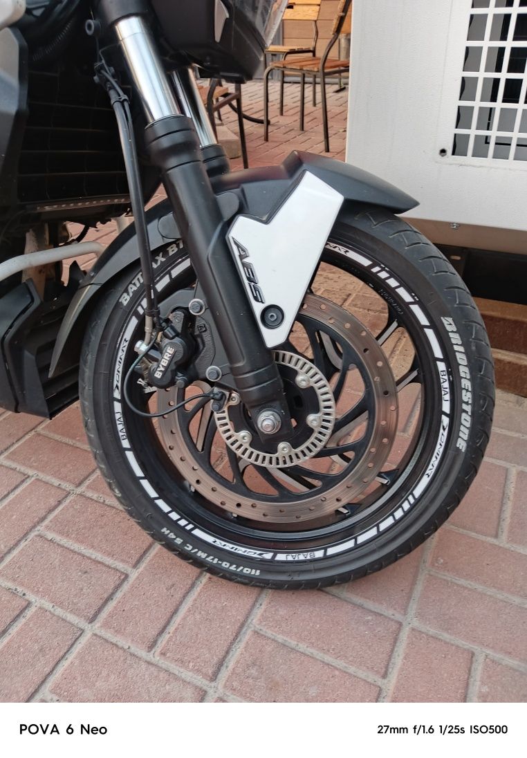 Bajaj Dominar 400 2018p
