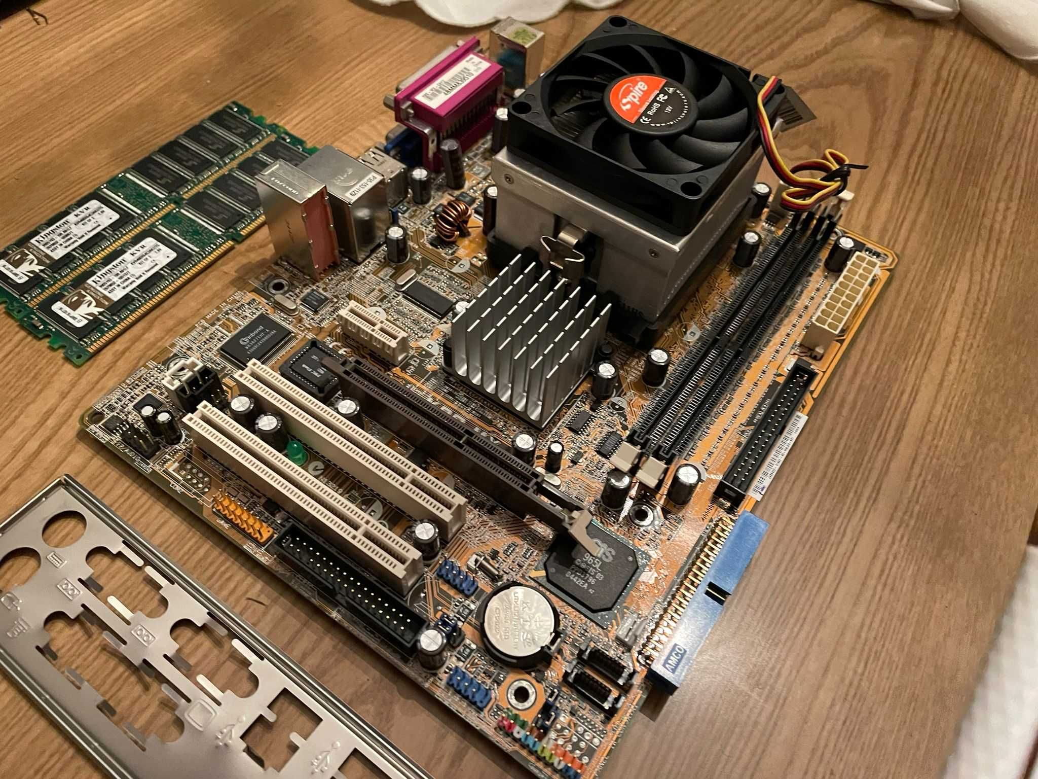 Motherboard ASUS K8S-MX RAM 4GB