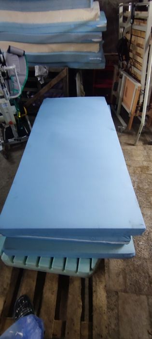Materac piankowy  90x200