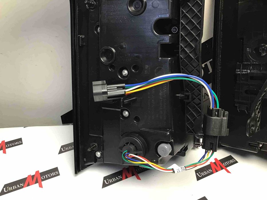 НОВИЙ комплект ліхтарів SVA Range Rover L405 рест 18+ LR135412