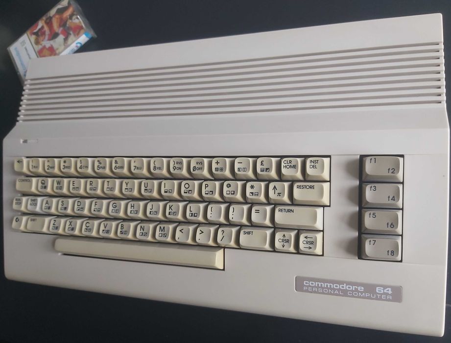 Commodore c64 komplet sprawny