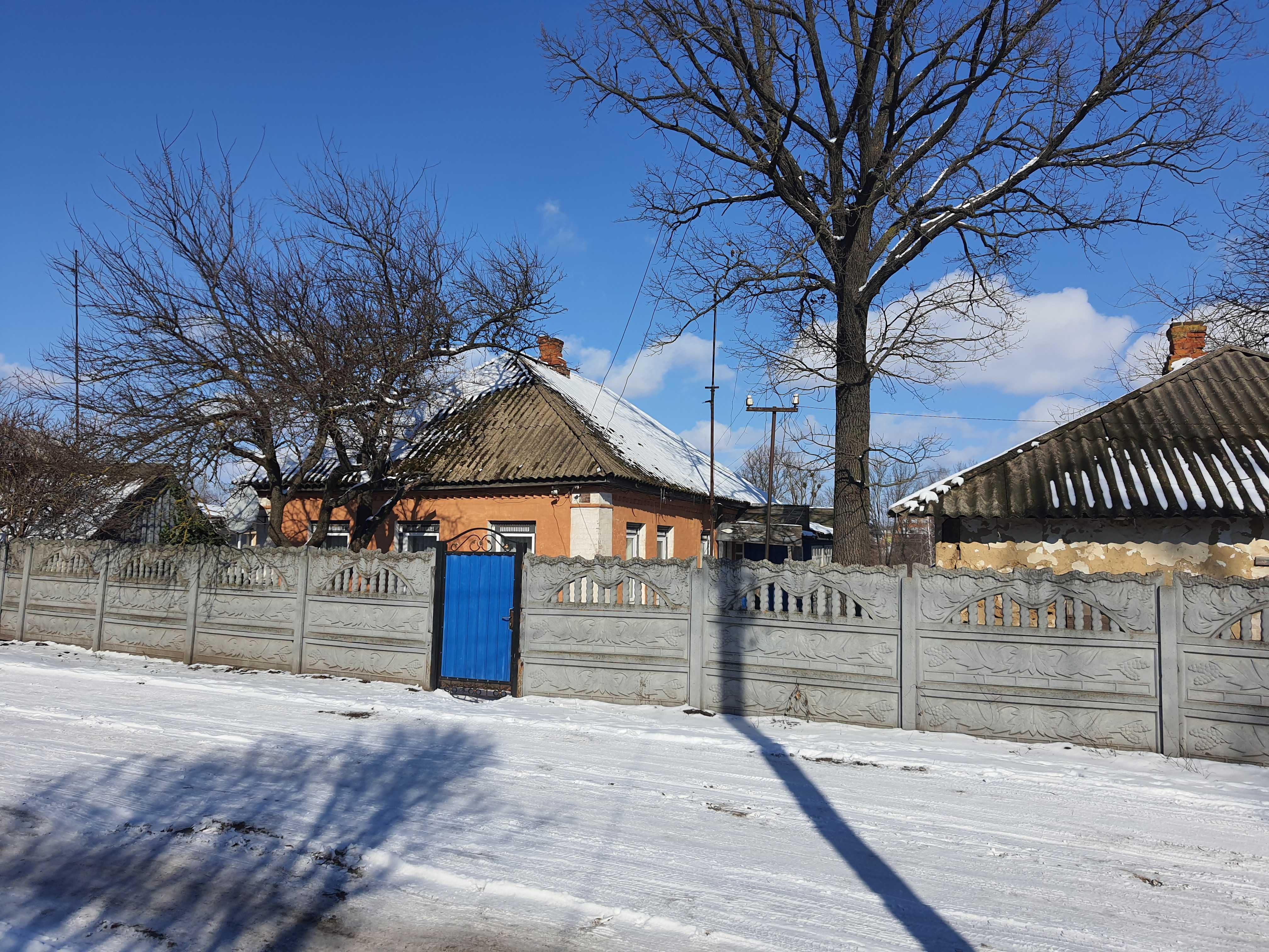 Продам будинок в центральній частині м.Ічня, Чернігівська обл.