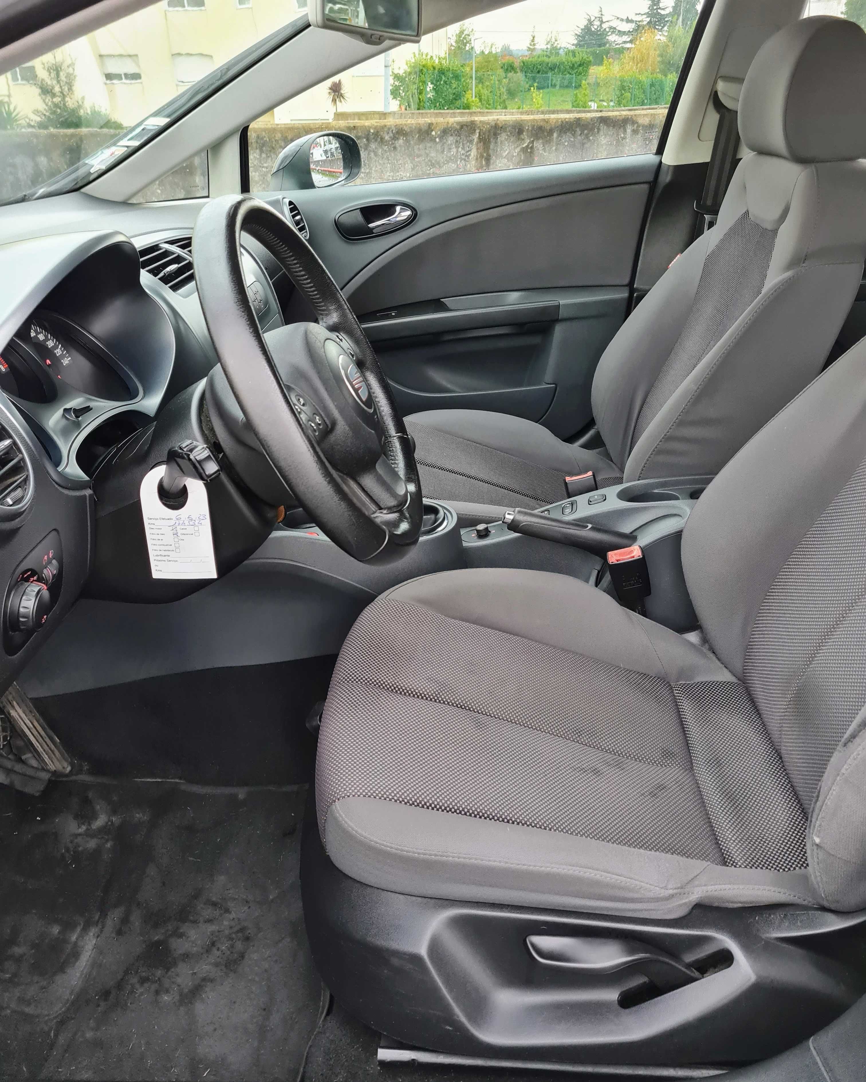 Seat Leon 1.4 TSI Turbo 125 Style - Reservado!