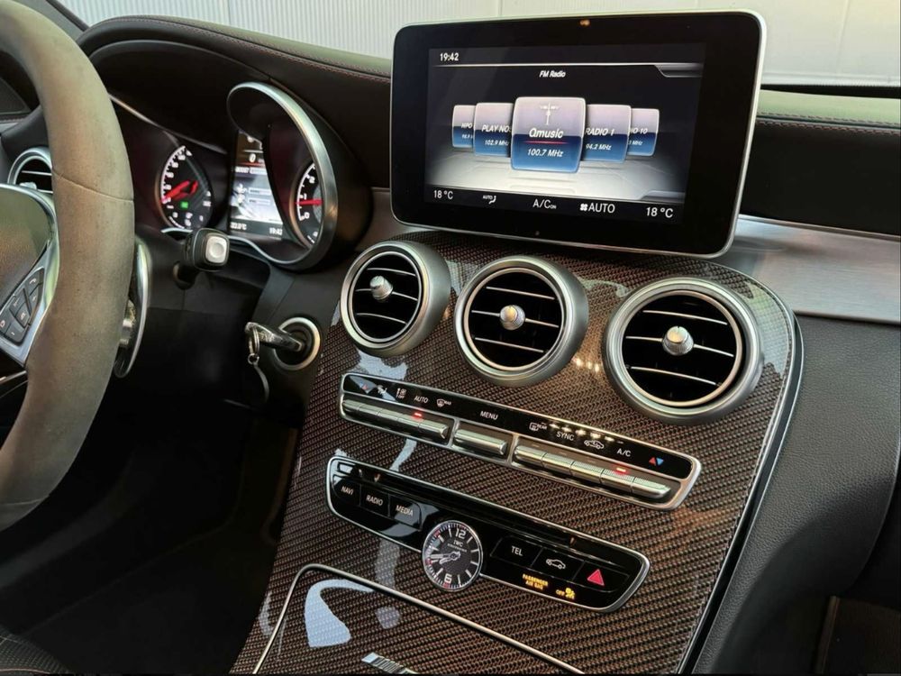 Mercedes C63 AMG S V8 biturbo 510 cv