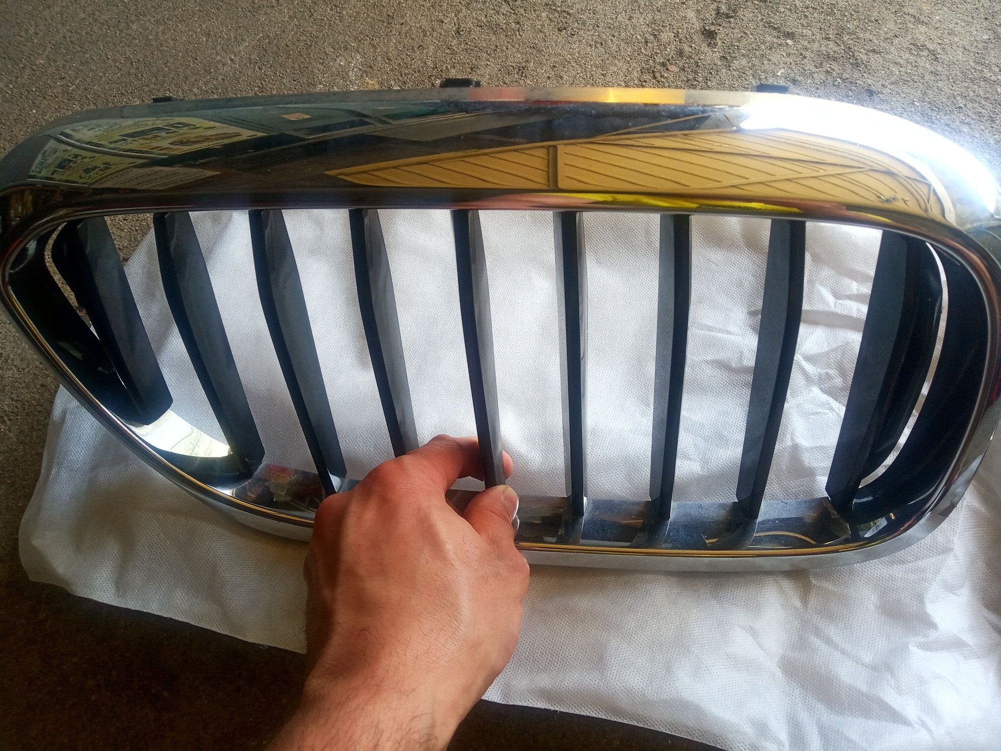Grelhas do parachoque da frontal BMW g30 em cromado