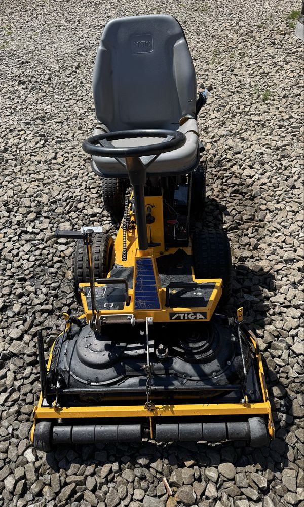 Stiga villa 11e briggs & stratton 15.5 hp plus siknik 11.5 hp