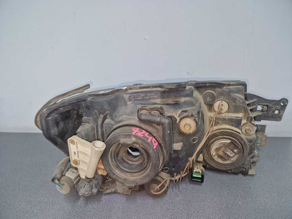 Mitsubishi Space Runner 99-03 r. Lampa Lewy Przód