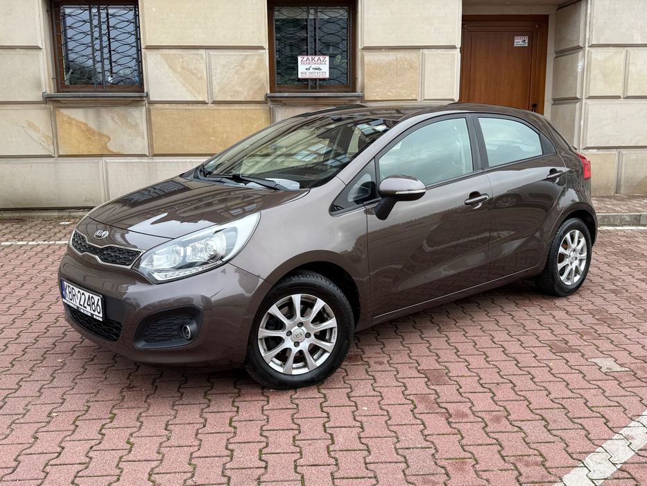 Kia Rio 1.4 109km•Bogata wersja,Grzana kierownica,Klimatronik,Parktronic!