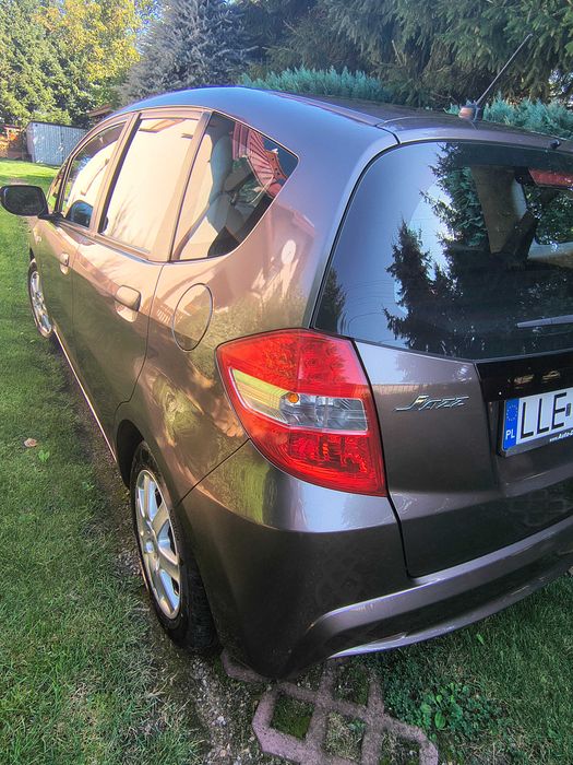 Sprzedam Hondę Jazz  z  listopada 2011 roku