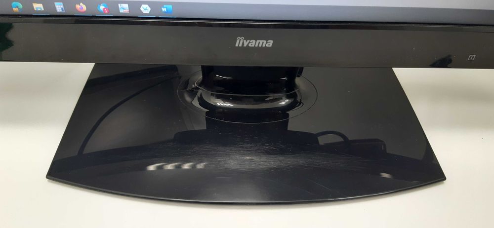 Monitor iiyama ProLite E2473HDS